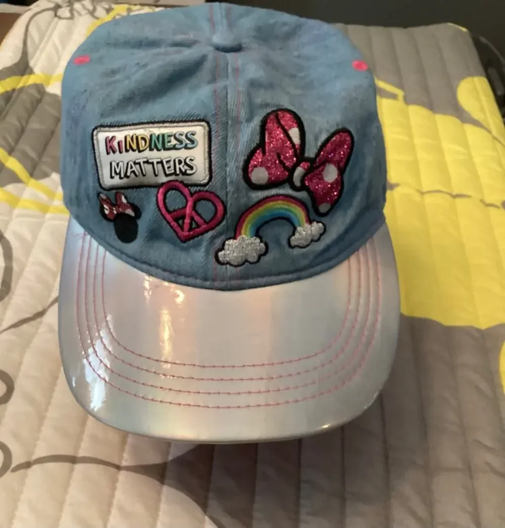 NWOT Disney Parks Minnie Mouse Kindness Matters Patch Baseball Cap Hat